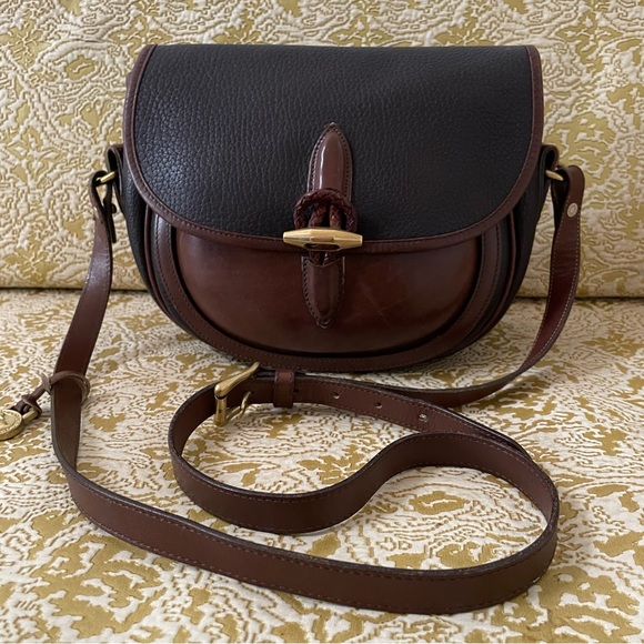 Dooney and Bourke awl Brown Leather Outback saddle crossbody bag - Picture 1 of 16